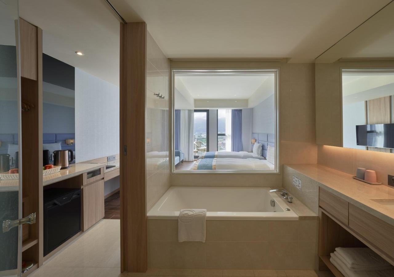 Lanyang Seaview Hotel Toucheng Extérieur photo